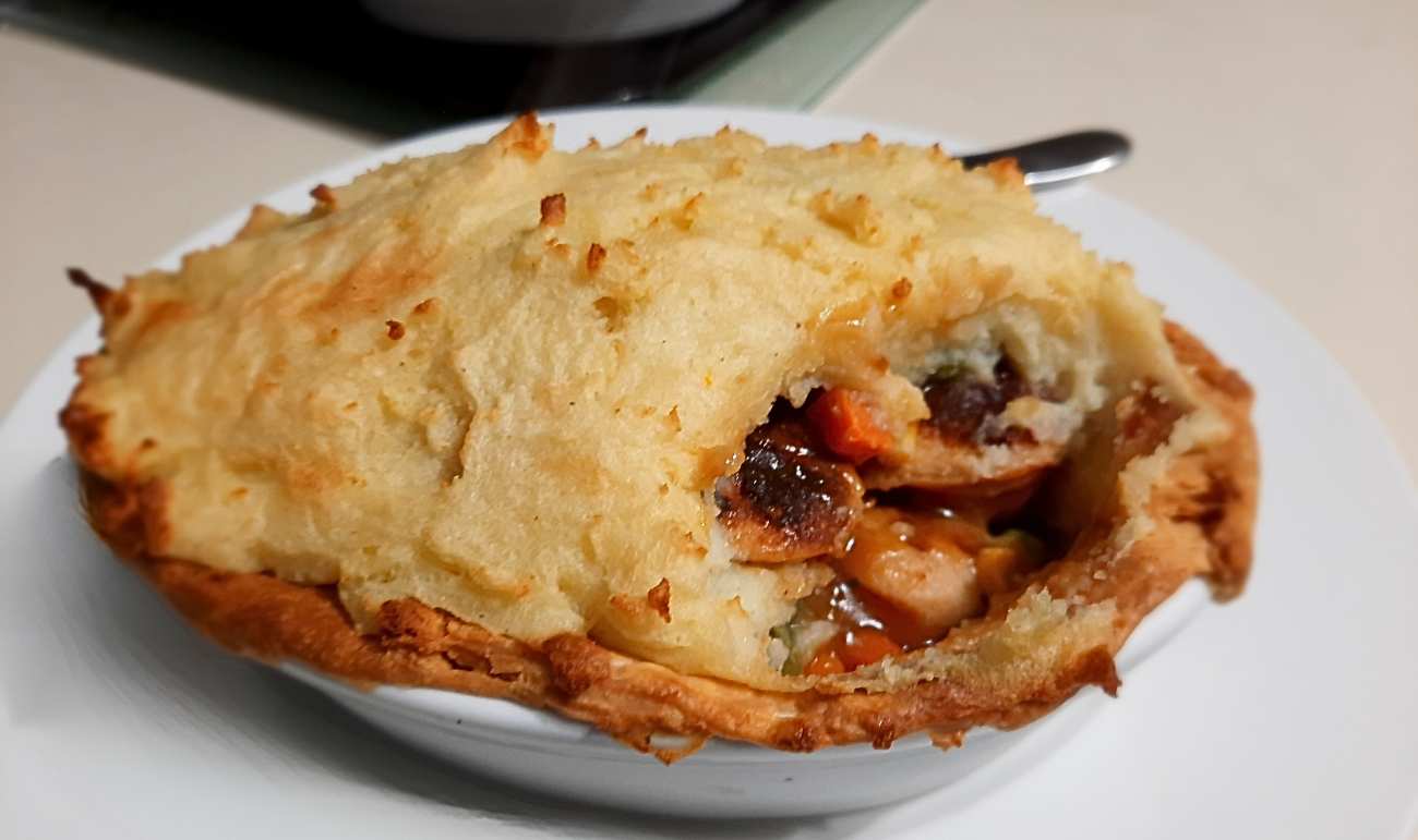 Sausage and mash pie