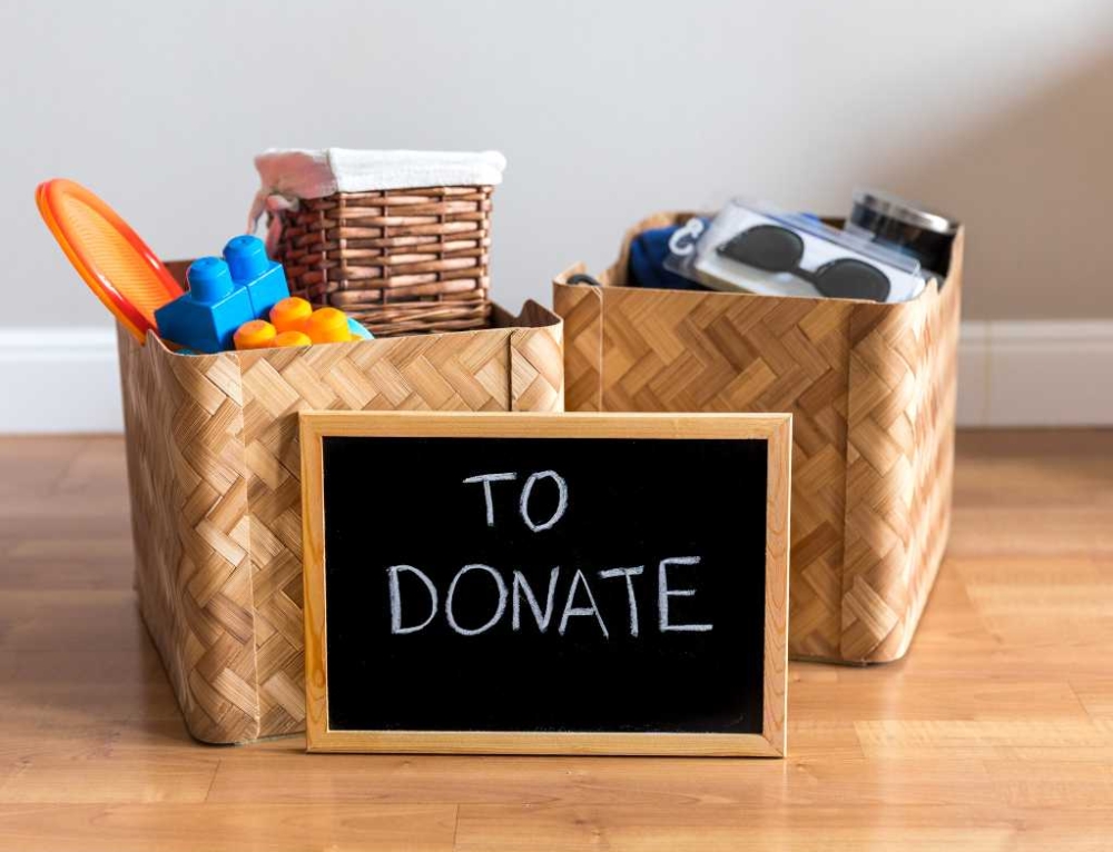 8 creative ways to declutter your home with the kids