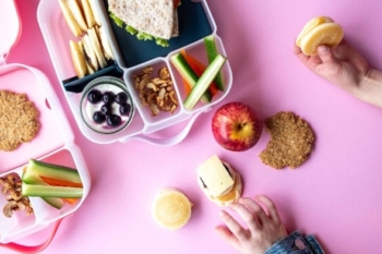 Marcel's Petite Pancakes lunchbox