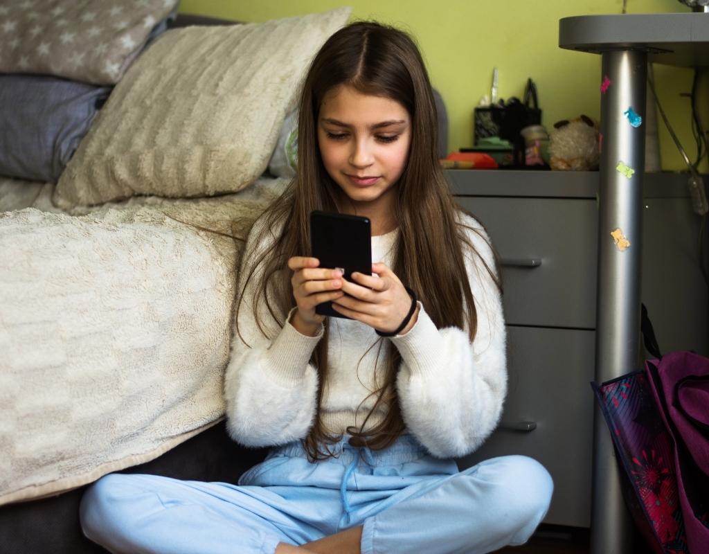 Teens making comparisons